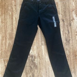 Gap Men’s Khakis 30x32 “lived in straight stretch” in Black; NWT